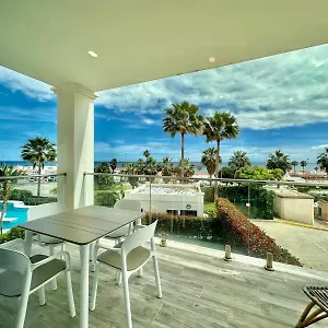  Apartamento La Paloma Seaview
